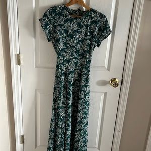 Urban Outfitters Green & White Floral Maxi Backless Ties In The Back Dress Sz M
